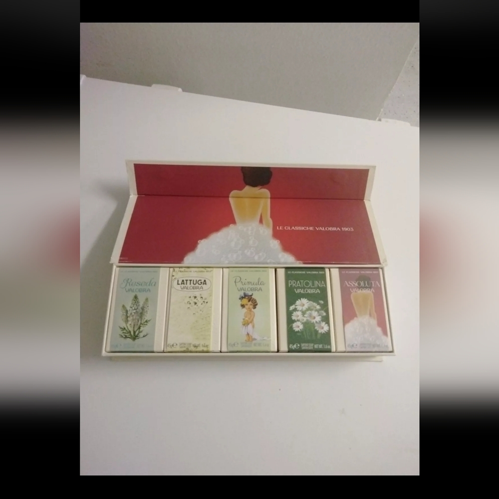 Valobra Soaps set of 5 Made in Italy New SEALED